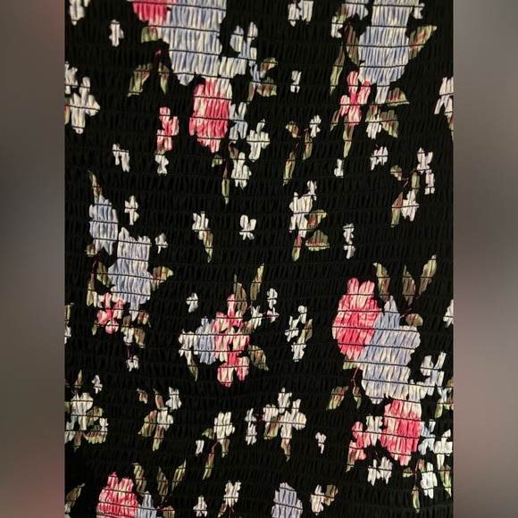 NWT | Ardene Floral Top - Picture 2 of 7